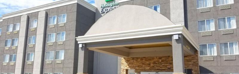 Holiday Inn Express Hotel & Suites Columbus By Ihg Exterior foto